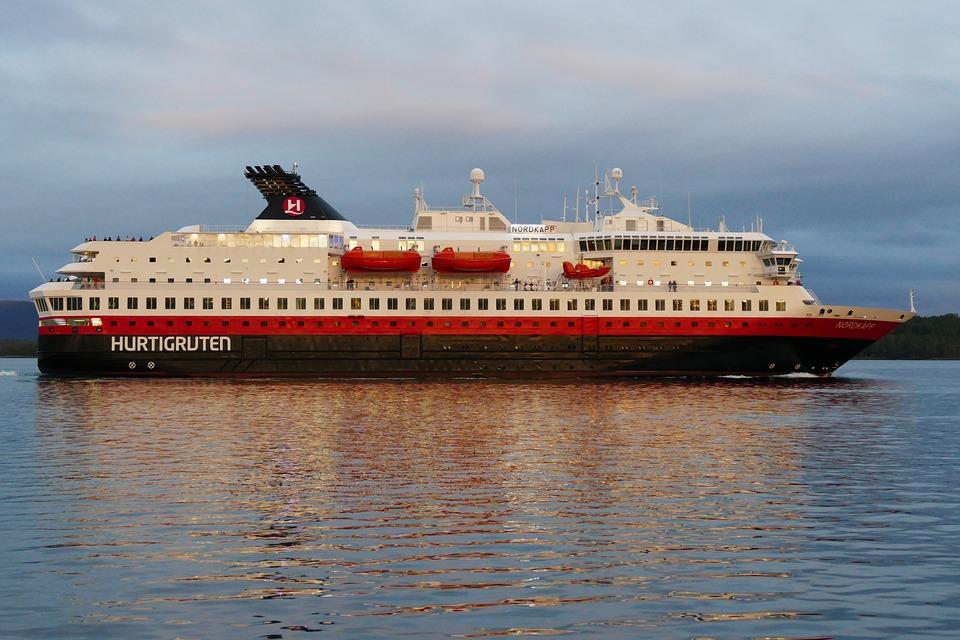 Hurtigruten-schip